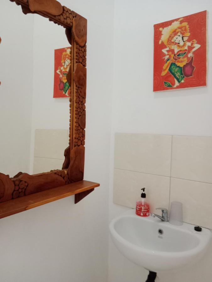 Summer Homestay Bali Νούσα Ντούα Εξωτερικό φωτογραφία