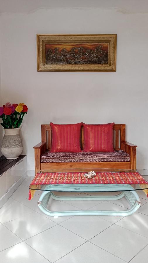 Summer Homestay Bali Νούσα Ντούα Εξωτερικό φωτογραφία